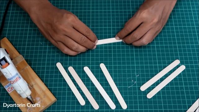 Diy popsicle stick bridge || ice cream stick art and craft смотреть онлайн