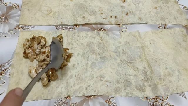 Быстро и очень вкусно! Простое блюдо из лаваша!