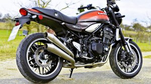 Kawasaki Z900 RS - УльтраСовременный Дорожник из 70х !