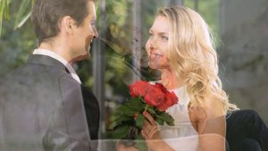 Дарите женщинам цветы Ренат Ибрагимов