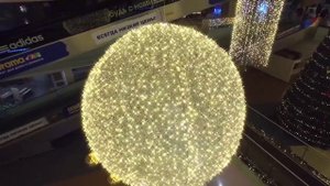 BigDecor — Световое оформление ТЦ Капитолий. Световые украшения для бутиков