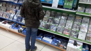 Видео которое известно в ютубе под названием "Родители не разрешили купить PS3,а ты настроен...