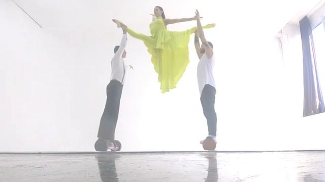 Hoverboard show - Платья Slow. Настя Бурдина смотреть онлайн