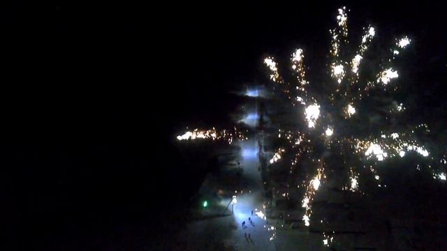 Новогодний салют 01.01.2022 Архангельская область Каргопольский район с. Волосово (д. Брониковская) смотреть онлайн