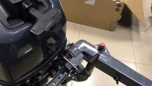 Лодочный мотор Yamaha 9.9 в корпусе 15лс