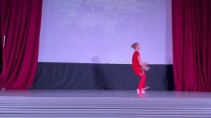 Татарский танец с луком. Пуни. Виктория Ли 10л.