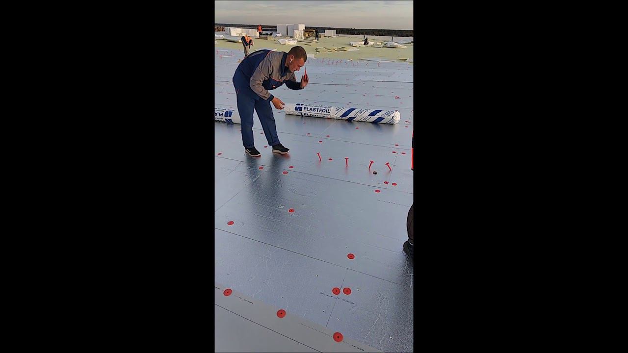 Утепление плоской кровли производственно-складского комплекса "Атлант-Парк"
