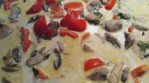 КУРИНОЕ ФИЛЕ ( ФИЛЕ ИНДЕЙКИ) С ШАМПИНЬОНАМИ.