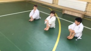 Растяжка в каратэ/Stretching in karate