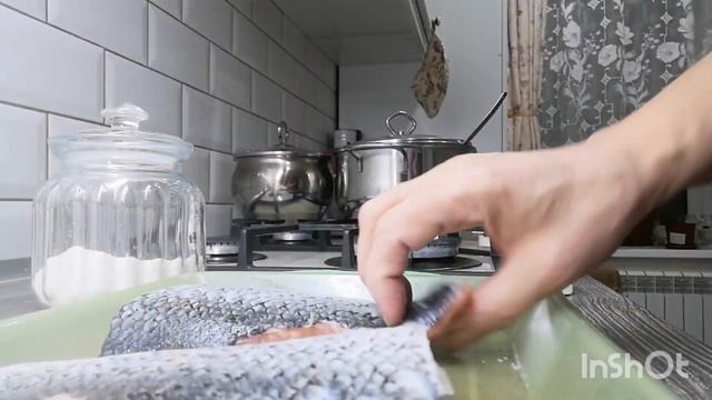 ?РЕЦЕПТпотрясающей соленой семги, быстро и просто! Вкусно! утром засолили, вечером бутерброд готов!