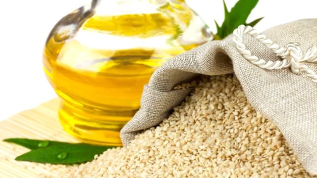 Польза кунжутного масла для здоровья.