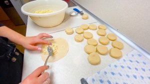#национальноеблюдо #чтоприготовить #пирожки Абазинское блюдо) национальное с сыром)легко и просто)