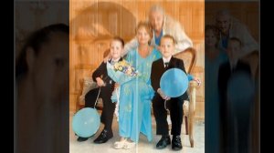 ДЕНИС МАТРОСОВ =ЕГО СЫНОВЬЯ- БЛИЗНЕЦЫ ОКАЗАЛИСЬ В ДЕТДОМЕ И КАК СЕЙЧАС ЖИВЁТ МНОГОДЕТНЫЙ АКТЁР