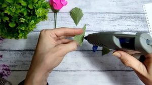 Как красиво подарить деньги Оформление композиции из гофрированной бумаги\Master diy
