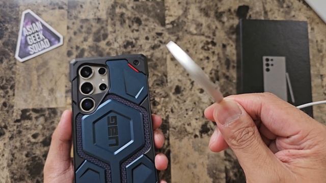 Review of the $100 UAG Monarch Pro Magsafe Kevlar Mallard Case for the Samsung Galaxy S24 Ultra