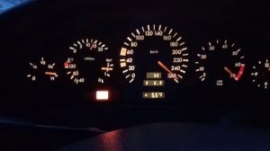 Мерседес w 140 едет 260.
