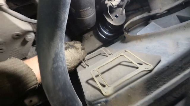 VW. Passat B3\B4. Замена передней подушки двигателя\КПП. смотреть онлайн