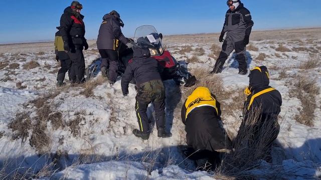 Снегоходная экспедиция Алтын қазына Nomad 105 смотреть онлайн