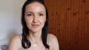VLOG: отзыв на новый парфюм Ив Роше Sur La Lande . О помаде и лаках от Golden Rose.