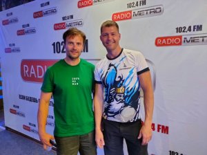 Radio METRO_102.4 [LIVE]-24.06.11-#ГОСТИ1024FM — Сергей Медведев и Дмитрий Смирнов