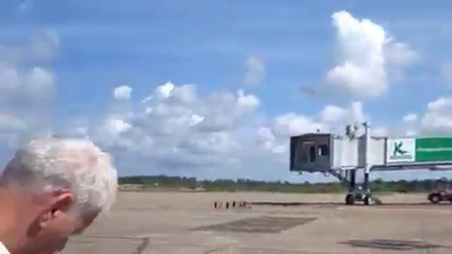 Exit plane at surat thani airport смотреть онлайн