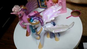 MLP -Подарок новой пони принцесса Селестия которий розговоривает англискам серия 1