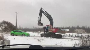 Не нужно злить экскаваторщика