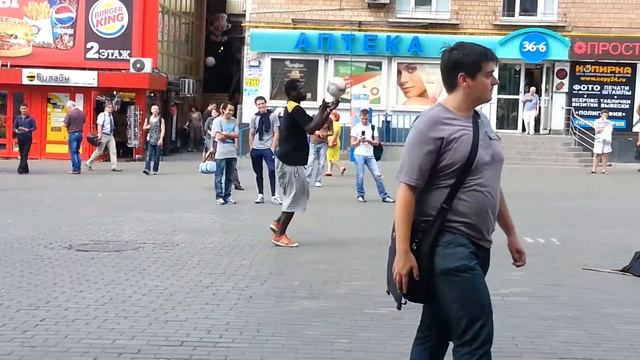 Играя с мячом г. Москва м. Алексеевская смотреть онлайн