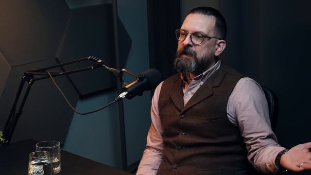 Wspólnotowość i dobro wspólne. Czy potrafimy myśleć długofalowo? | Miłosz Brzeziński - Dobry Przode смотреть онлайн