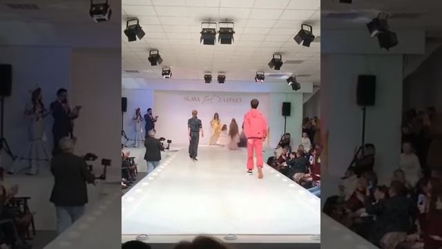 дом моды Вячеслава Зайцева модный показ одежды смотреть онлайн