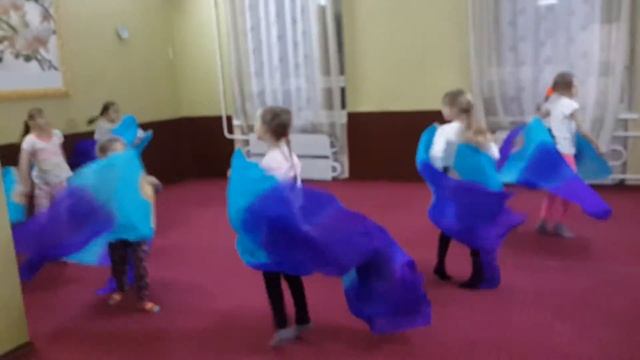 ТАнец с веерами=вейлами. Техническое видео