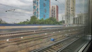 Отправление со станции Екатеринбург-Пассажирский из окна поезда №082И