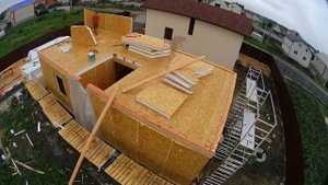 Процесс строительства дома из СИП-панелей