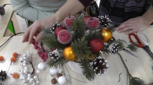 Новогодняя композиция в кашпо. Мастер-класс