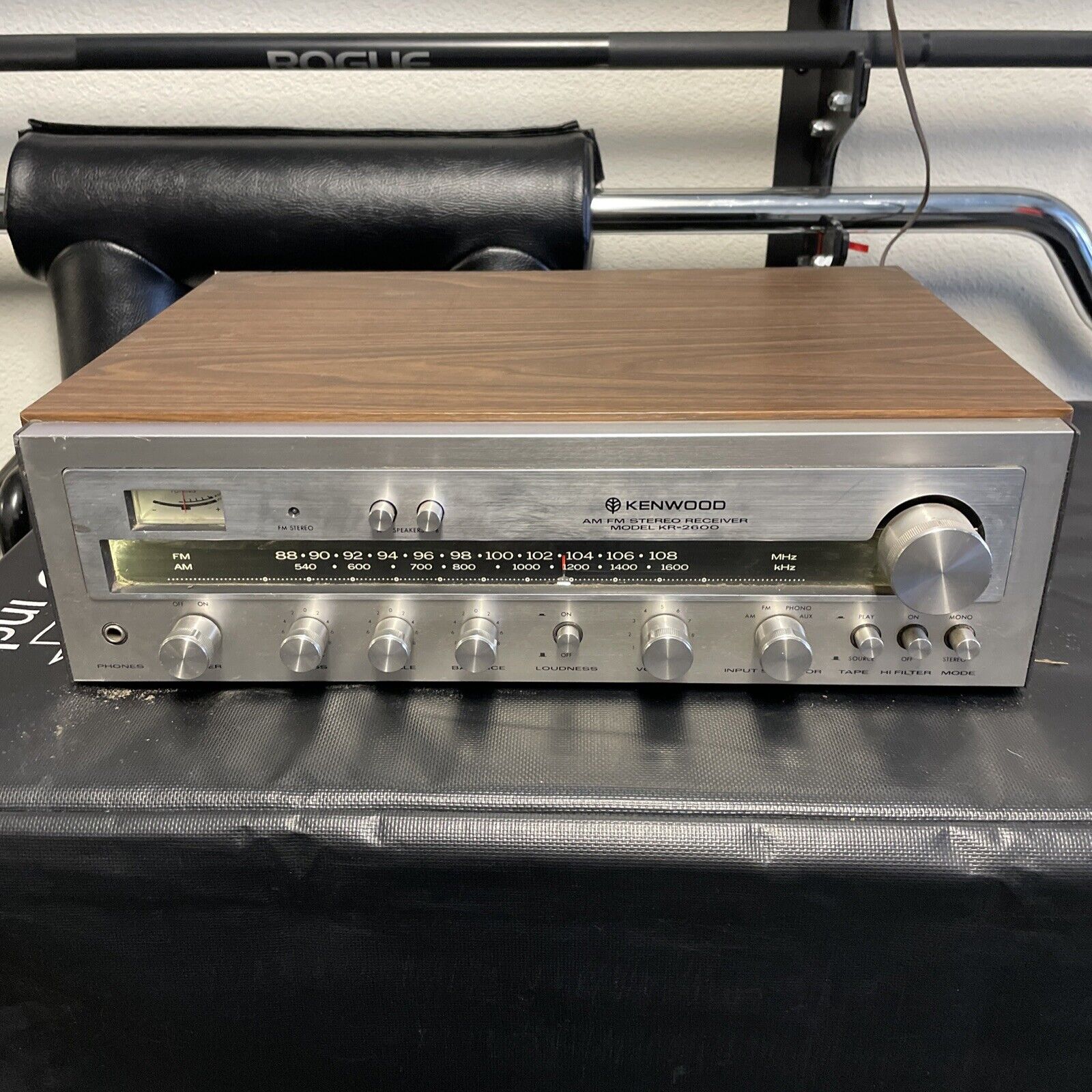 Vintage Kenwood KR-2600 AM FM Stereo Receiver Partly Tested JAPAN-1974 ГОД -ЯПОНИЯ.