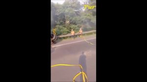 Detik-detik kecelakaan tol cipularang KM 85 arah bandung