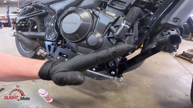 Honda Rebel 1100 (CMX1100) - De Pretto Forward Controls - Install смотреть онлайн