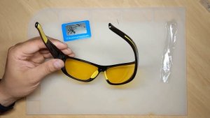 Прикольные очки для ночного вождения.