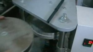 Центробежное литье легкосплавов : свинца,олова,цинка (ЦАМ) (spin casting)