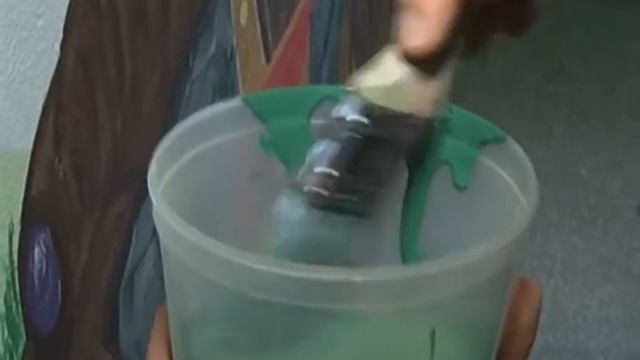 "Настенная живопись" - украшение подъезда на ул. Строительной смотреть онлайн