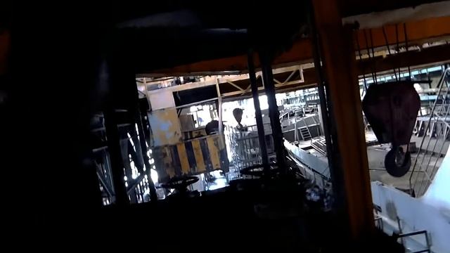 Конвейерный цех судостроительного завода имени Кирова