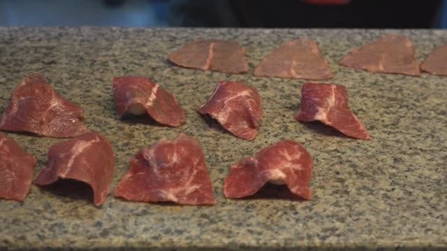 Суши с говядиной Beef Sushi смотреть онлайн