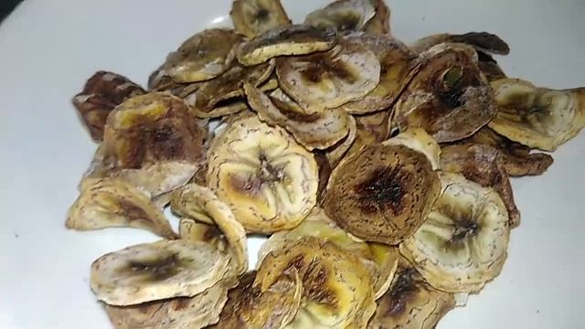Банановые чипсы