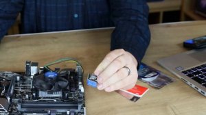 Convert USB 3.0 to USB 3.1 inside your PC - Akasa 20-pin USB 3.1 internal connector
