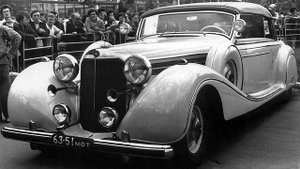 Удивительная история уникального Mercedes-Benz 770k Андрея Миронова.