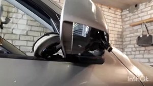 Некогда бы не додумался. Как снять зеркальный элемент и заменить повторитель.✌