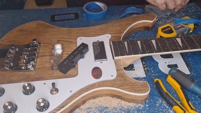 Installing ALLPARTS Rickenbacker Bass Bridge & Routing the body смотреть онлайн