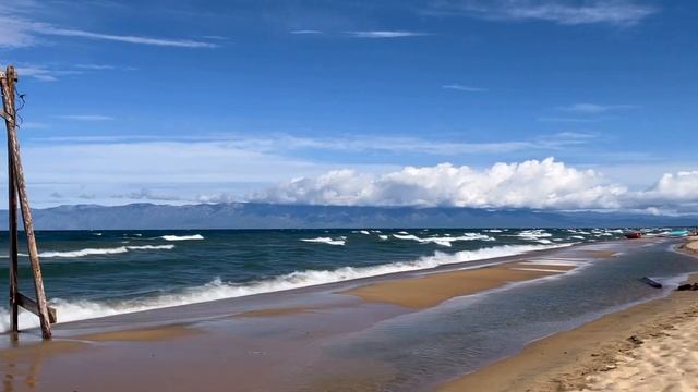Baikal lake. 4 minutes of relax with beautiful Siberian lake смотреть онлайн