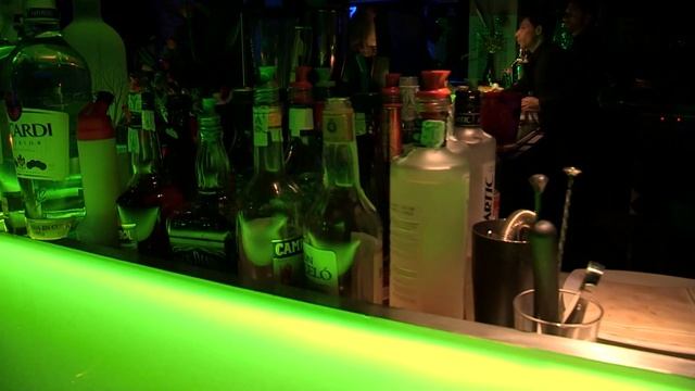 Canon XF300 night test 2 - night смотреть онлайн