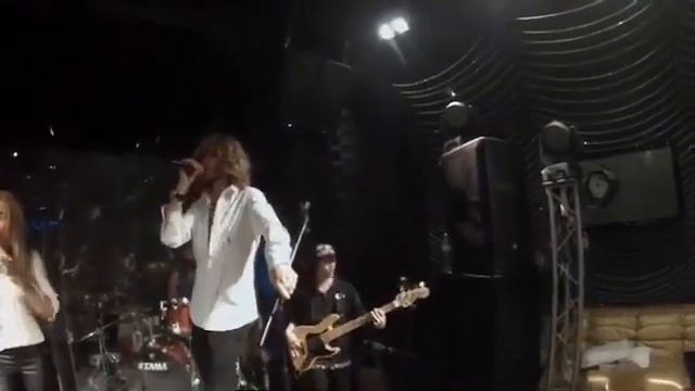 Саунд чек / Я иду такая вся / D&G /Сергей Зверев смотреть онлайн